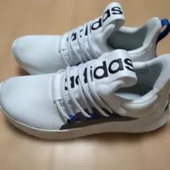adidas ホワイト スニーカー