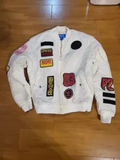 アディダスオリジナルス　ボンバージャケット　アウター