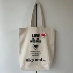 美品　niko and... SUPER LOVERS プリントラフトートのサムネイル