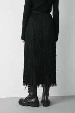 マウジー moussy FEATHER LIKE FRINGE スカート黒 新品のサムネイル