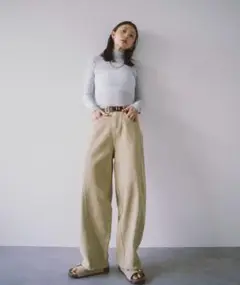 HANNE チノパンツ　パンツ　ズボン