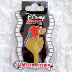 バッジ+ピンバッジ DSSH Lady & The Tramp Growing Up D23 DSSH Lady & The Tramp Growing Up D23 - メルカリ