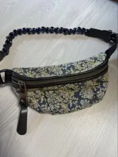 ショルダーバッグ ボディバッグ