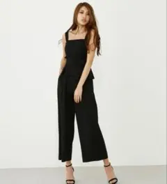 ペプラムデザイン ブラックオールインワン S/M