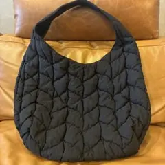 ZARA キルティング ショルダーバッグ ブラックのサムネイル