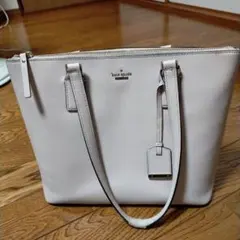kate spade ライトベージュ トートバッグ　通勤　A4