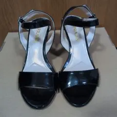 PRADA♡ウェッジソールエナメルサンダル♡のサムネイル