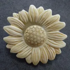 □KENZO 　ケンゾー　フラワー　ブローチ Kenzo Flower Brooch