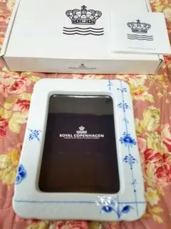 【未使用品】ロイヤルコペンハーゲン　写真立て　ブルーパルメッテ フォトフレーム ロイヤルコペンハーゲン ROYALCOPENHAGEN ブルーパルメッテ