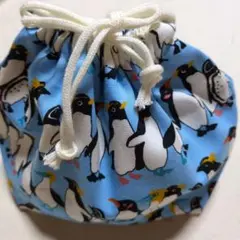 ペンギン柄のお弁当袋