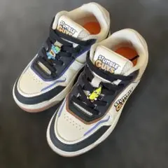 ZARA ジュニア　キッズ　スニーカー　29 18.5センチ　美品