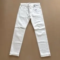 新品ユニクロUNIQLOセルビッチスリムフィットストレートジーンズ ホワイト32