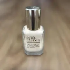 Estee Lauder Double Wear 1N1アイボリーヌードのサムネイル