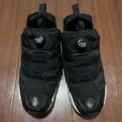 破れあり Reebok InstaPump Fury ブラック スニーカーのサムネイル