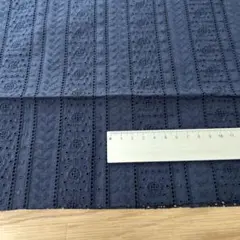 刺繍生地残布　縦70cm×横95cm