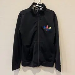 adidas ブラック ジップアップ トップス 130cm