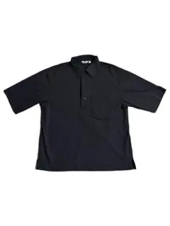 ユニクロ　ブラック 半袖ポロシャツ