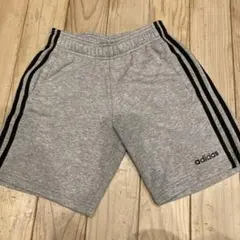 adidas グレー ハーフパンツ 150