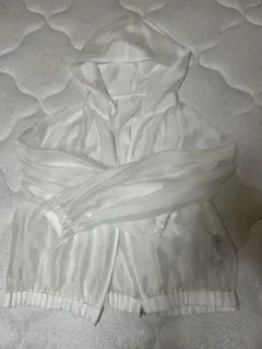 three dots シャイニーシャツ ジップアップフーディ - メルカリ