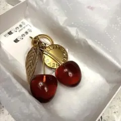 STELLA MCCARTNEY H&M チェリーバッグチャーム - メルカリ