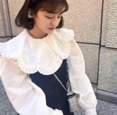 2025年最新】bibiy ブラウスの人気アイテム - メルカリ