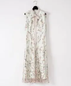グレースコンチネンタル　フラワースパンコール刺繍ワンピース