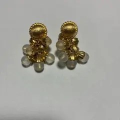 ゴールドカラー フロストビーズ イヤリング