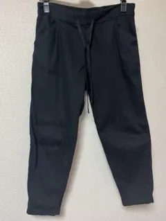 OLD NAVY アンクルパンツ 黒のサムネイル