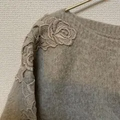 花柄レース付き半袖ベージュのニットセーター