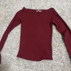 バーガンディ オフショルダー 長袖トップス　zara