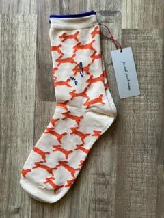 新品未使用　ミナペルホネン　runrunrunソックス　ベージュのサムネイル
