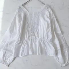 完売人気商品　ヌキテパ コットンレースブラウス 白 ペプラム インド綿100%