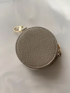 円形コインケース　グレージュ