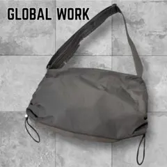 【極美品】GLOBAL WORK グローバルワーク　撥水軽量ミニショルダー