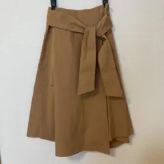 美品! untitled アンタイトル　キャメル　スカート