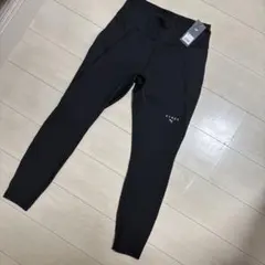 PUMA x HYROX ESS タイツ
