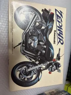 1/12 Kawasaki ZEPHYR プラモデルのサムネイル