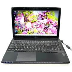 美品✨コスパ良❣️高速動作✨SSD✨書類作成 すぐ使える カメラ ノートパソコン