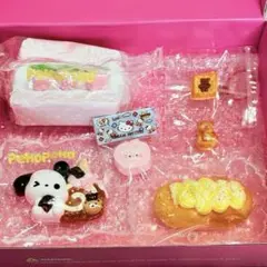 【美品】PEKOPEKO スクイーズ サンリオ 水感 いちごトースト パン系