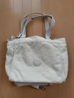 Kipling ホワイト ショルダーバッグ