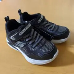 新品　光る　スニーカー　スケッチャーズ　LIGHTS　17.5センチ　ブラック