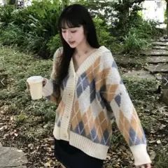 アーガイル柄Vネックニットカーディガン