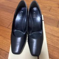お値下げ❤️美品★Pitti ローヒールパンプス ブラックフォーマル 冠婚葬祭のサムネイル