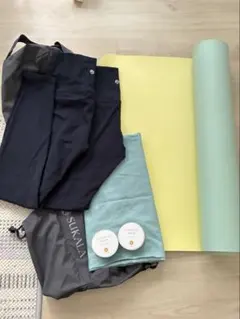 【mi様専用】ヨガマット、ラグ、マットバッグ、 ボトムスS×2、バーム×2