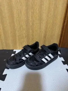 adidas ブラック スニーカー ベルクロ