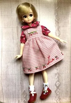 リカちゃんハンドメイド服　桜桃のセットアップ