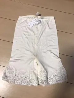 【未使用品】メディマ　ラフィンティシルク　レース付８分袖インナー　Mサイズ ニッセン 下着 インナー (A85-A105) 大きいサイズ 【MTF】 花柄