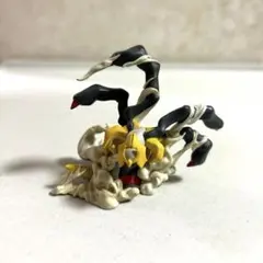 ポケモン　ギラティナフィギュア　プラチナ特典　特典