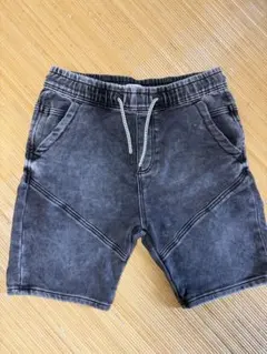 ZARA ダークグレーショートパンツS