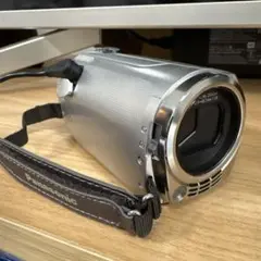 動作品 Panasonic HDC-TM25 ハンディカム ビデオカメラ Panasonic HDC-TM25 ビデオカメラ 本体 レッド - メルカリ